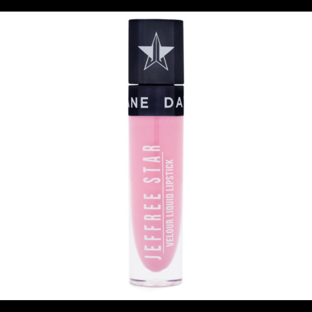 JEFFREE STAR COSMETICS
Velour Liquid Lipstick